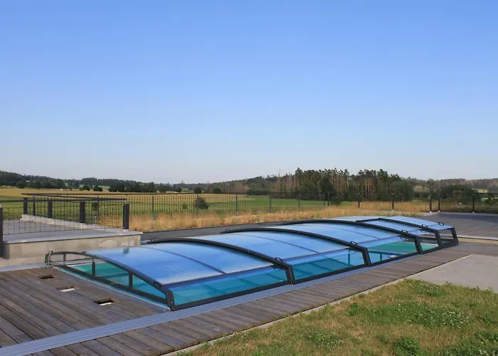 Landhuis V Soukromi V Sachu Volfirov